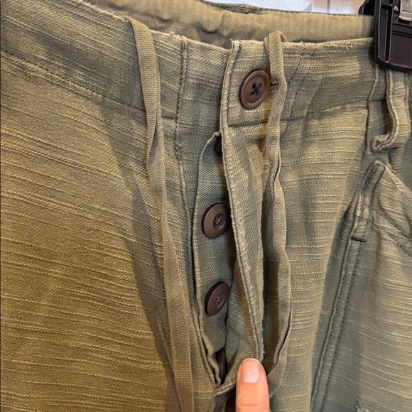 Free People Olive Green Cropped Cargo Pants - Picture 5 of 7